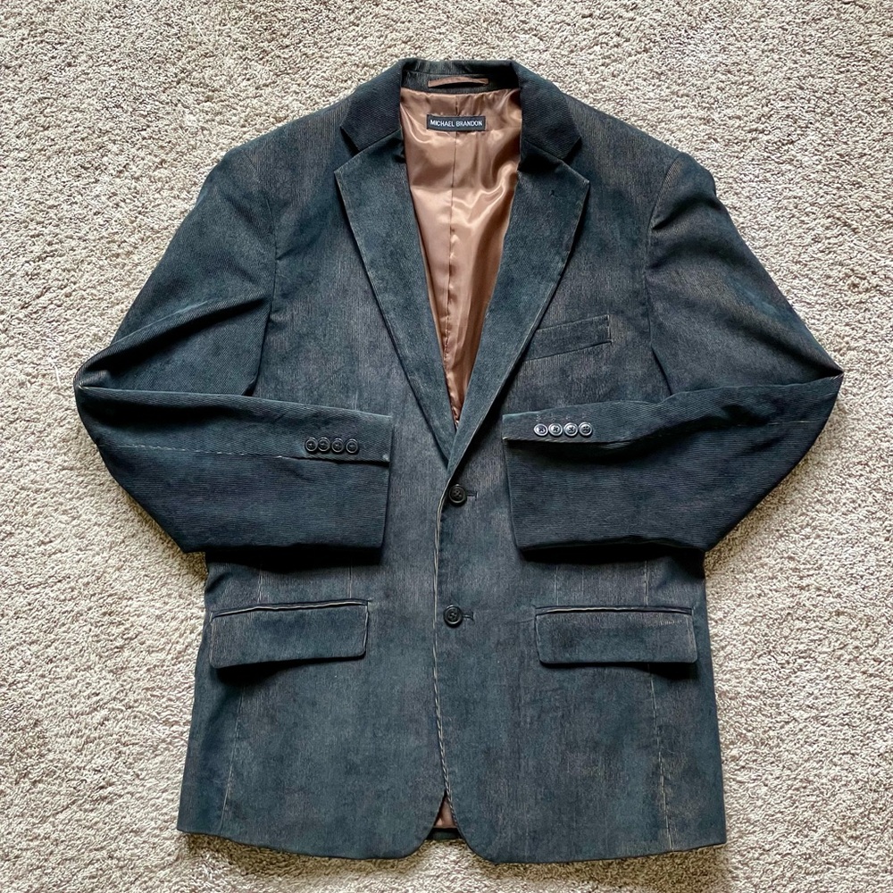 Black/Brown Corduroy Sport Coat with Notched Lapels and Tailored Design